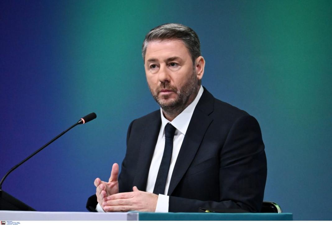 Ανδρουλάκης από ΔΕΘ: Η πολιτική αλλαγή περνάει μέσα από τη νίκη του ΠΑΣΟΚ