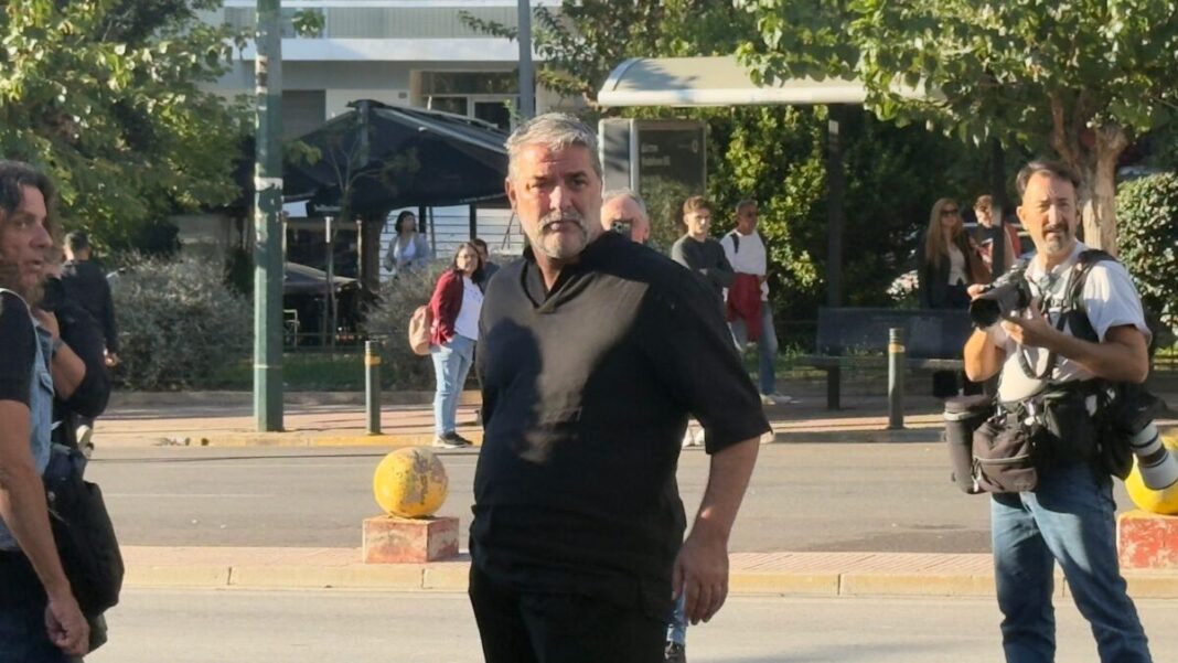 Βασίλης Μπισμπίκης: Δεν εγκατέλειψα, δεν κρύφτηκα, δεν άφησα κανέναν, αυτή είναι η αλήθεια