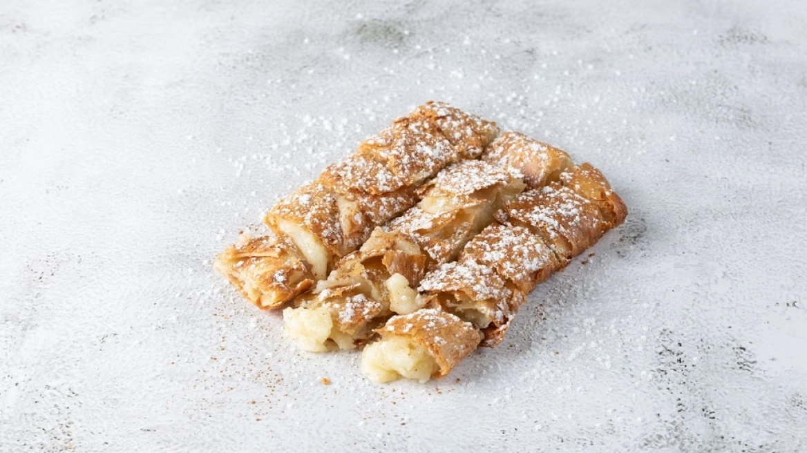 Η λίστα του TasteAtlas με τα κορυφαία ελληνικά γλυκά – Η μπουγάτσα είναι στην κορυφή