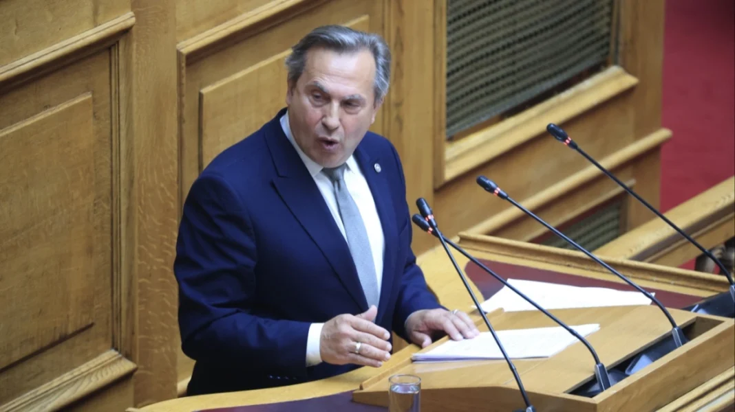 Η Νίκη διέγραψε οριστικά από το μητρώο μελών της τον βουλευτή Νίκο Βρεττό