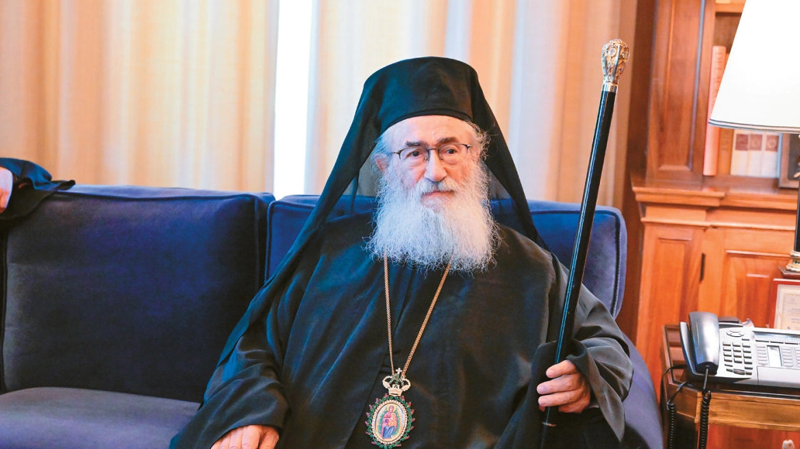 Μονή Σινά: Επιστρέφει ο Αρχιεπίσκοπος Δαμιανός στην Αθήνα