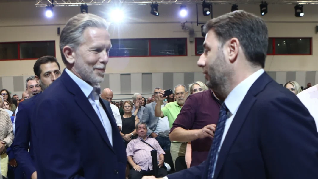 Μόλις το ΠΑΣΟΚ πάει να…τσιμπήσει κάτι, κάποιοι «κολλάνε» τη βελόνα!