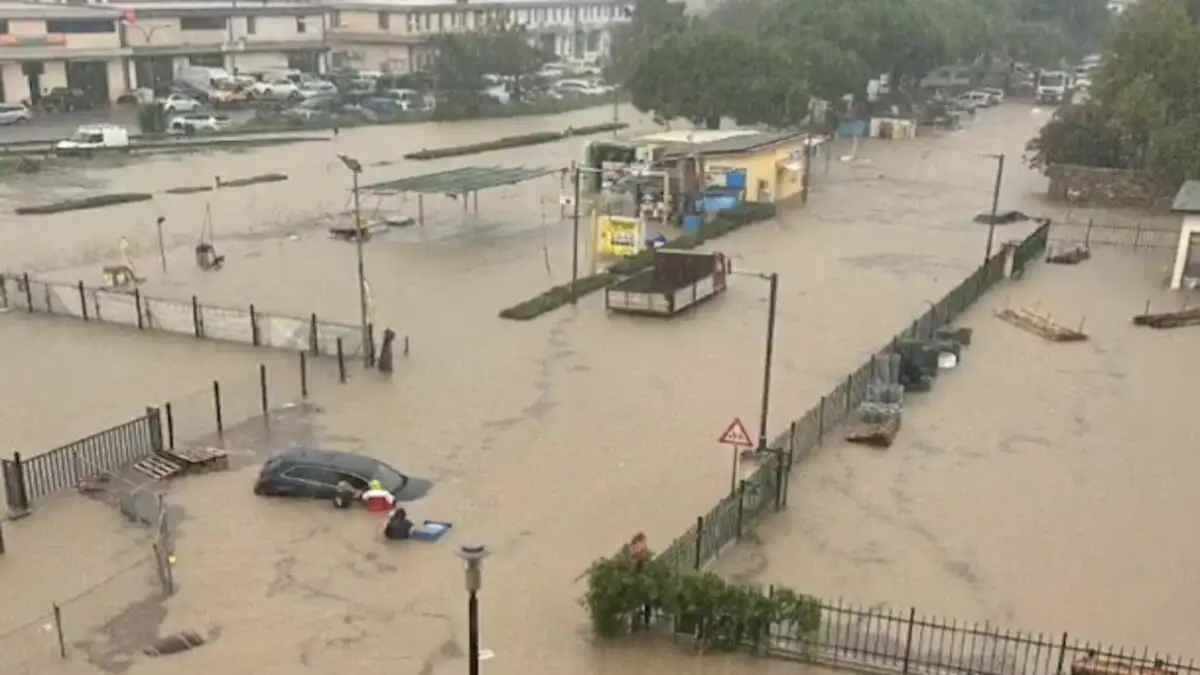 Ιταλία: Αντιμέτωπη με καταστροφικές πλημμύρες και κατολισθήσεις