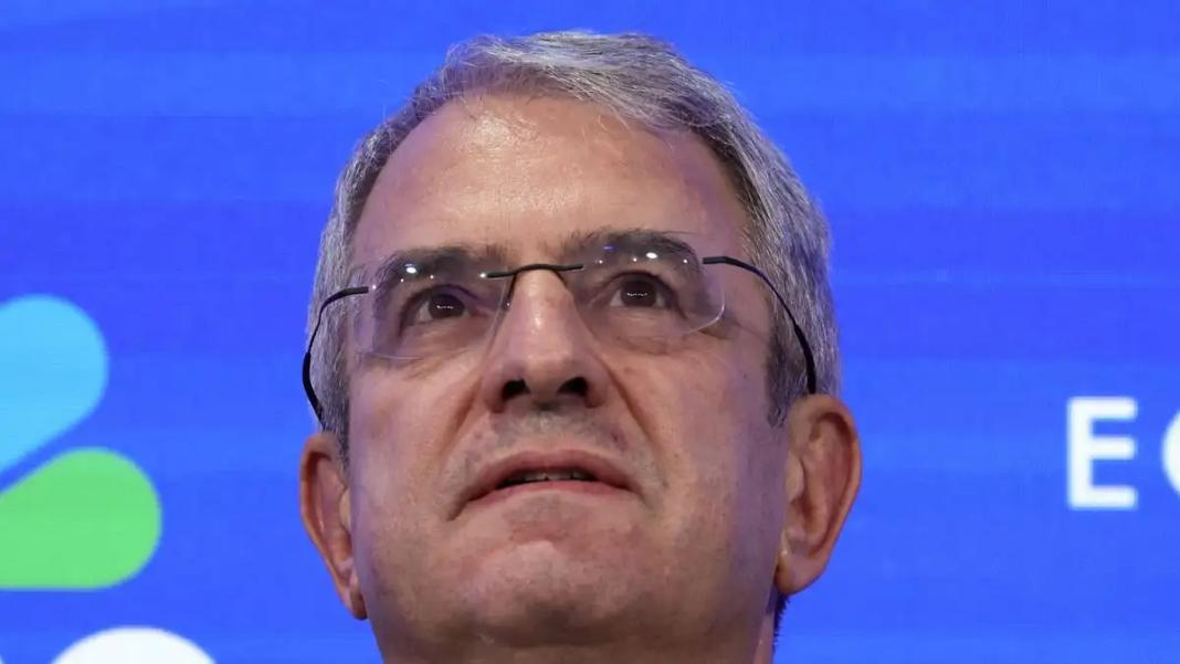 Ροζ σκάνδαλο στη Nestle: Απολύθηκε ο CEO για «μυστική ερωτική σχέση» με υφιστάμενή του