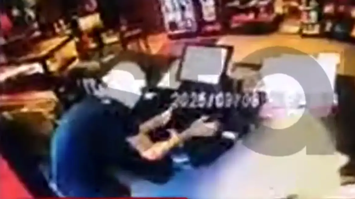 Καρέ-καρέ η ληστεία καταστήματος – 14 ετών ο ένας από τους 3 δράστες