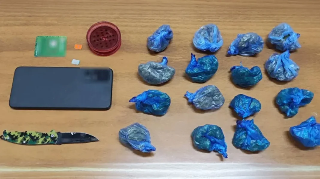 Ζάκυνθος: Συνελήφθη 33χρονος αλλοδαπός για διακίνηση ναρκωτικών και οπλοκατοχή