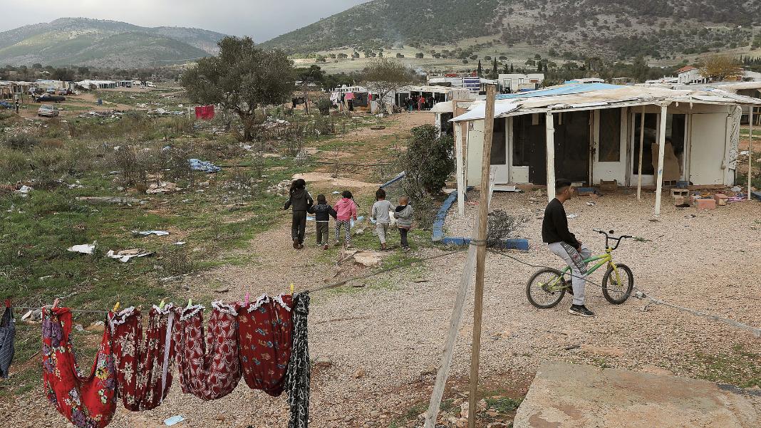 “Παράθυρο” με επιφυλάξεις και αστερίσκους για τη μετεγκατάσταση του καταυλισμού