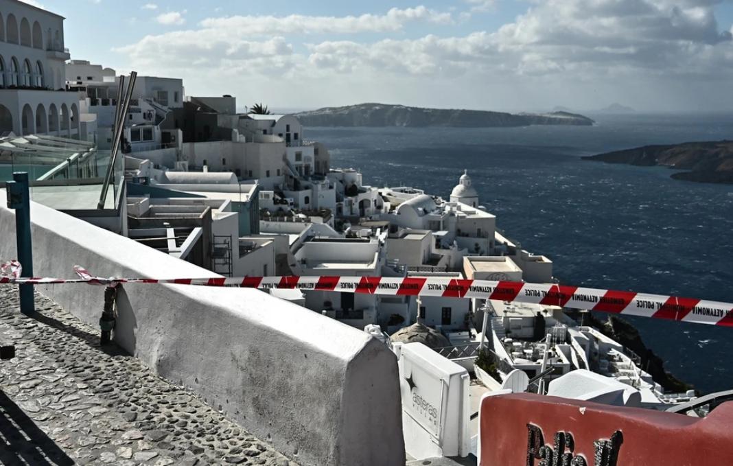 Λύθηκε το μυστήριο των 30.000 σεισμών που συγκλόνισαν τη Σαντορίνη