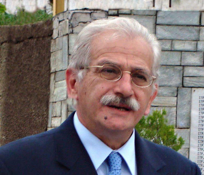 Έφυγε από τη ζωή ο Νίκος Παπαδάκης