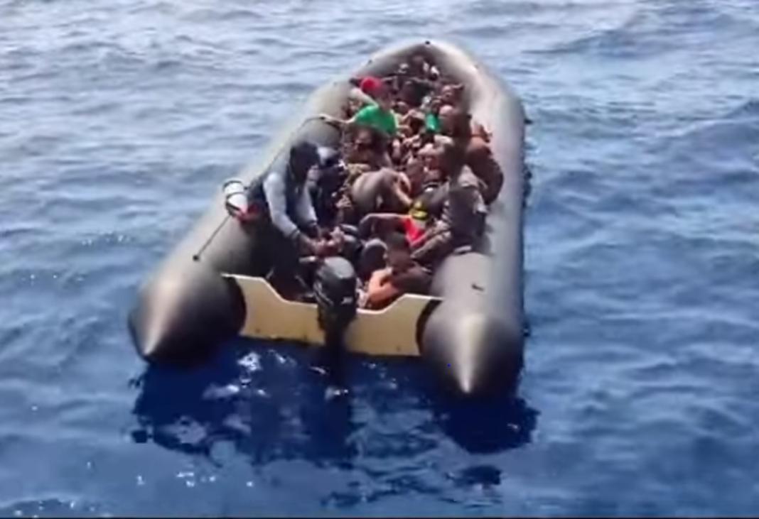 Νέα σκάφος με μετανάστες νότια του Ηρακλείου