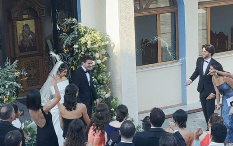 Παντρεύτηκε στο Λιτόχωρο ο γιος του Πύρρου Δήμα, στην ίδια εκκλησία με τους γονείς του