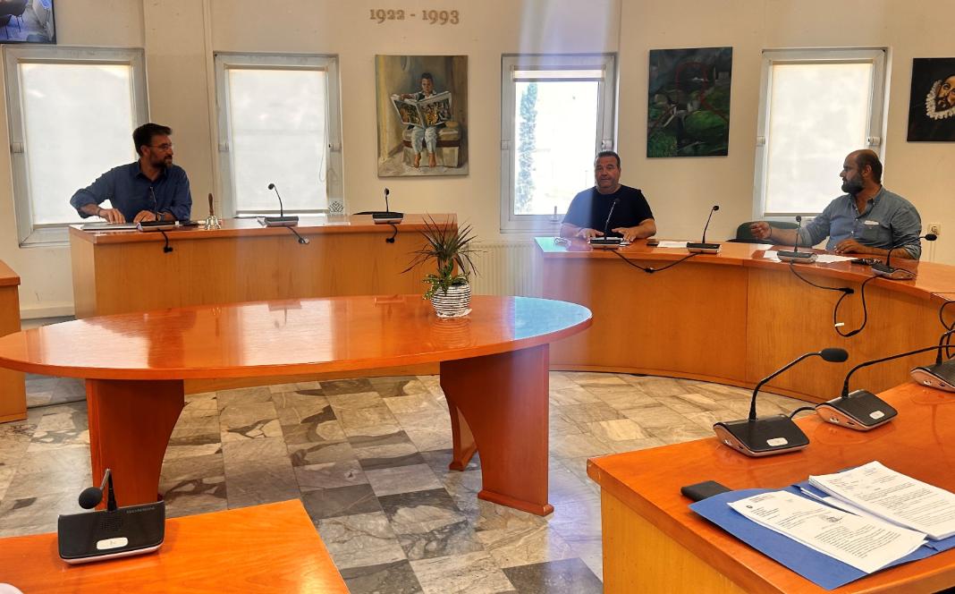 Μεν. Μποκέας: «Έκτακτες συνεδριάσεις όποτε είναι απαραίτητο για να προχωρούν χρηματοδοτήσεις όπως το 1,7 εκατομμύρια για την Αγία Πελαγία»