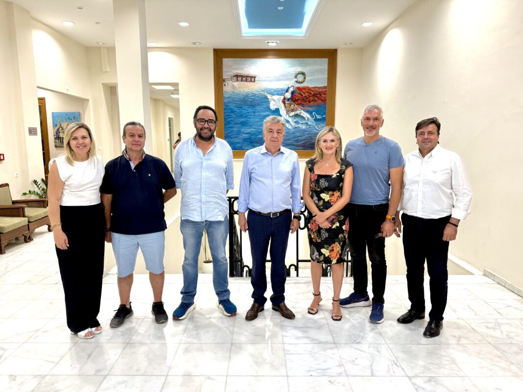 Συνάντηση του Περιφερειάρχη Κρήτης με τη νέα Διοίκηση του ΕΑΚΗ
