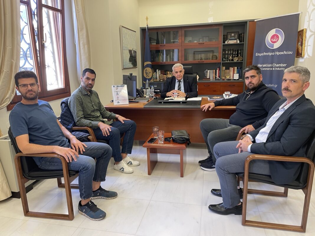 1000011447 Τα ζητήματα της περιοχής Φοινικιάς – Μαλάδων στη συνάντηση με τον πρόεδρο του Επιμελητηρίου Ηρακλείου