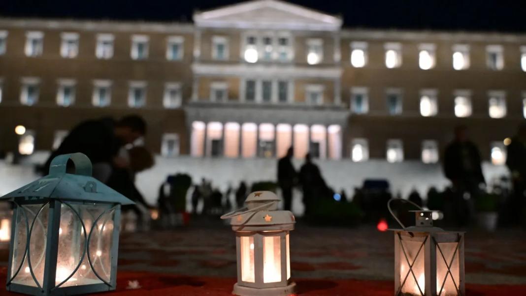 Σύνταγμα: Συγκέντρωση κατά της τροπολογίας για το μνημείο του Αγνώστου Στρατιώτη
