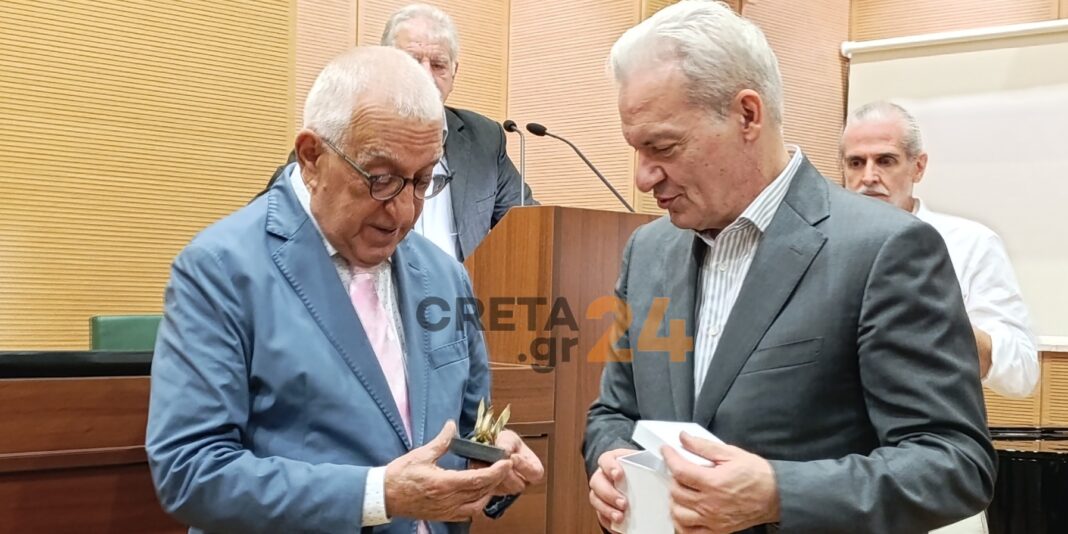 Hράκλειο: Ο Πρόεδρος της Βουλής εγκαινίασε την έκθεση «Ο πολυταξιδεμένος Δημήτριος Βικέλας» – Φωτογραφίες