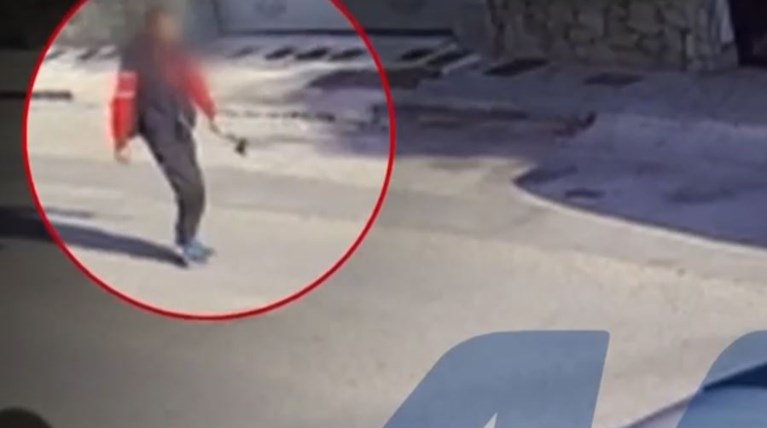 Βριλήσσια: Άνδρας με τσεκούρι προκάλεσε ζημιές σε αυτοκίνητο και σπίτι