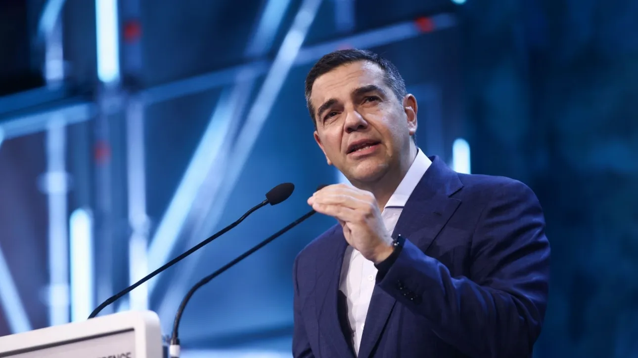 Πρώτη συνέντευξη Τσίπρα μετά την παραίτηση: «Με παλιό διαβατήριο κανένας δεν περνά στη νέα εποχή»