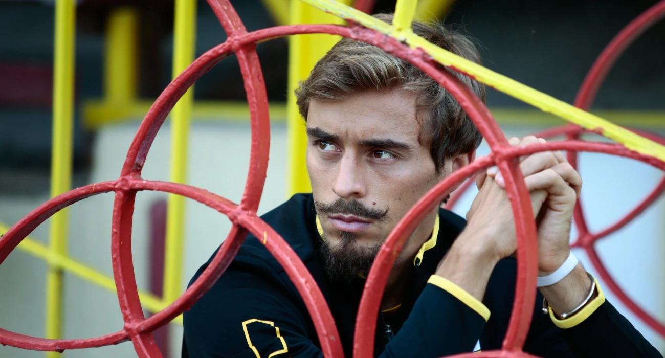 Ο ποδοσφαιριστής που πέρασε από την ΑΕΚ και πίστευε ότι η Γη… είναι επίπεδη