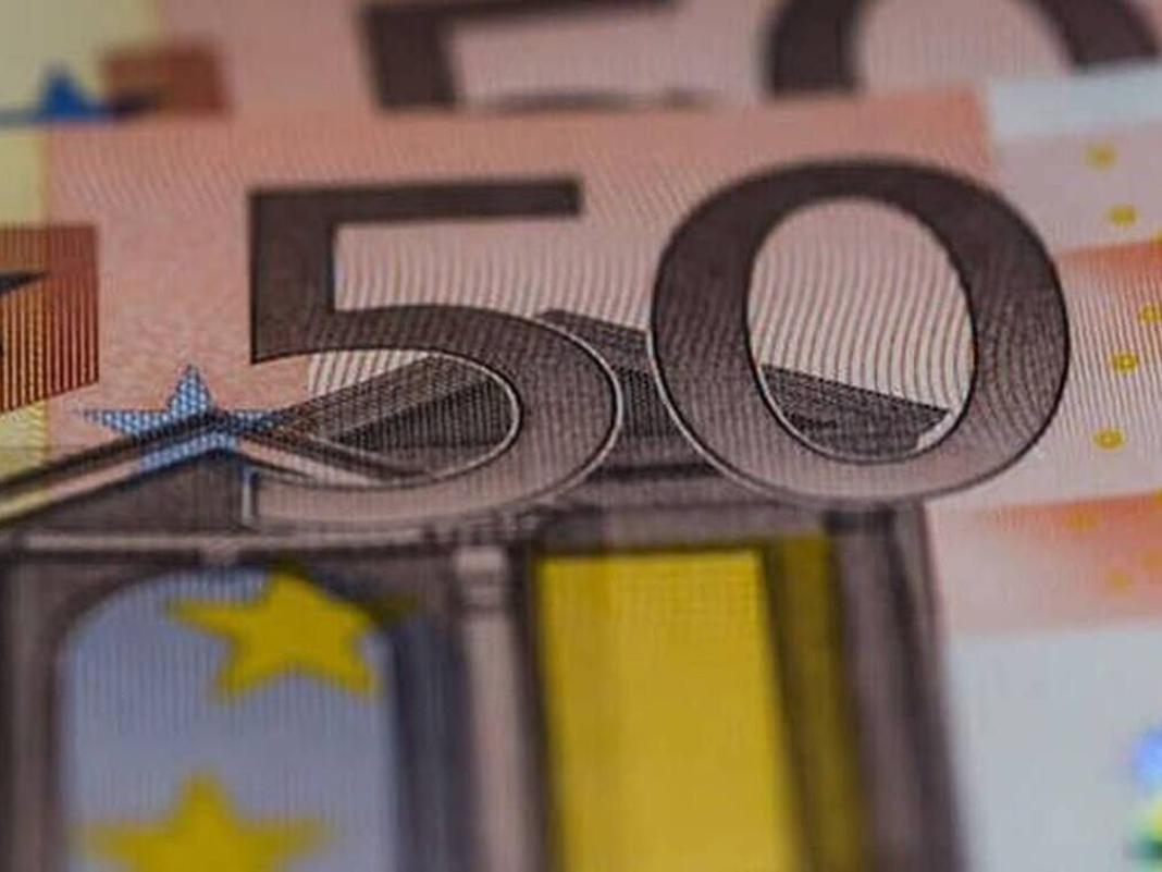 50euro (1) Πήγε στην τράπεζα να ανταλλάξει… πλαστά χαρτονομίσματα