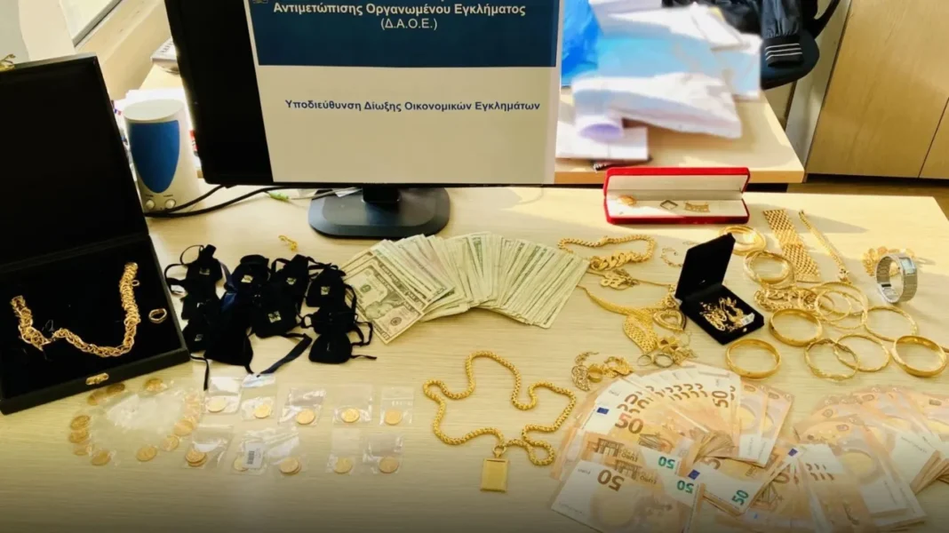 Στη «φάκα» της Δίωξης Οικονομικού Εγκλήματος κύκλωμα με απάτες κατά του ΕΦΚΑ ύψους 2 εκατ. ευρώ