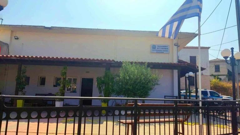 Xανιά: Στη φυλακή 30χρονος που είχε επιτεθεί με μαχαίρι σε δύο ιδιοκτήτες επιχείρησης γιατί τον απέλυσαν