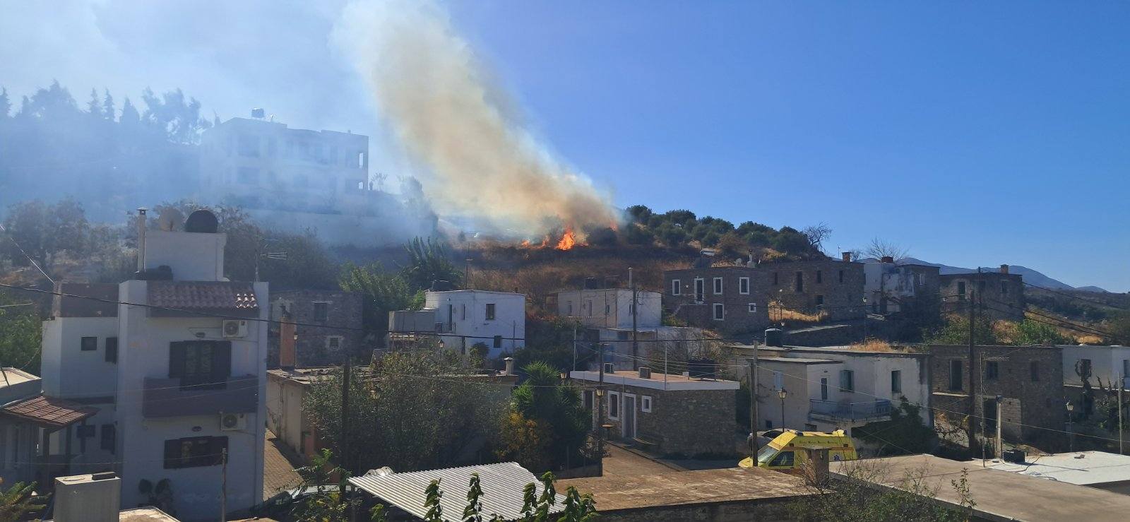 Υπό πλήρη έλεγχο τέθηκε η φωτιά στα Ανώγεια