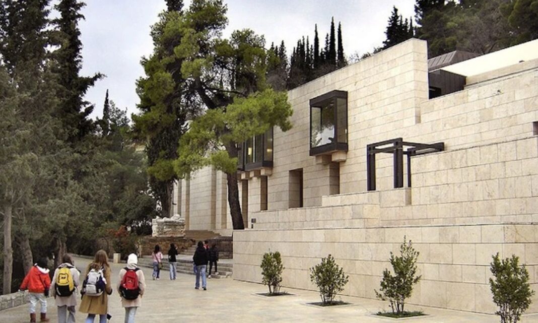 5cfe0692-dellphi Απόπειρα ληστείας στο Μουσείο των Δελφών – Δυο συλλήψεις