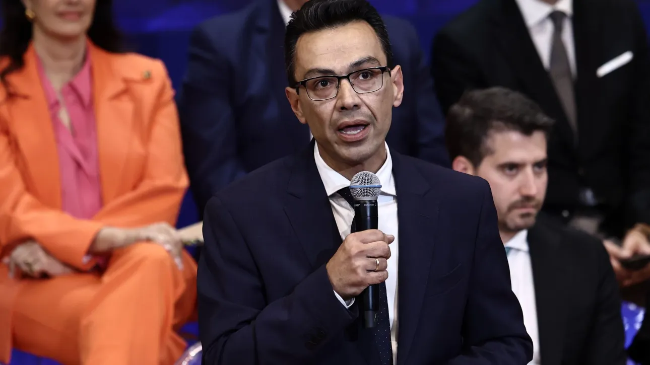 Σύμβουλος του πρωθυπουργού αναλαμβάνει ο καθηγητής Σωτήρης Σέρμπος