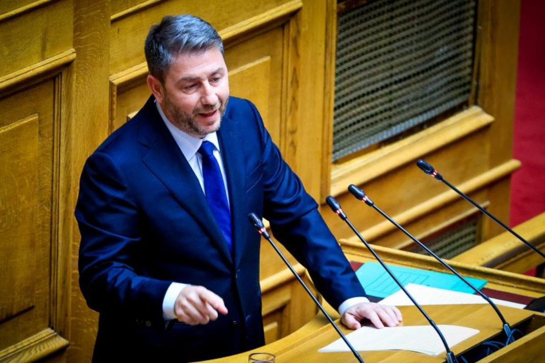 Επίκαιρη ερώτηση του Νίκου Ανδρουλάκη στον Πρωθυπουργό για την ακρίβεια και το ιδιωτικό χρέος