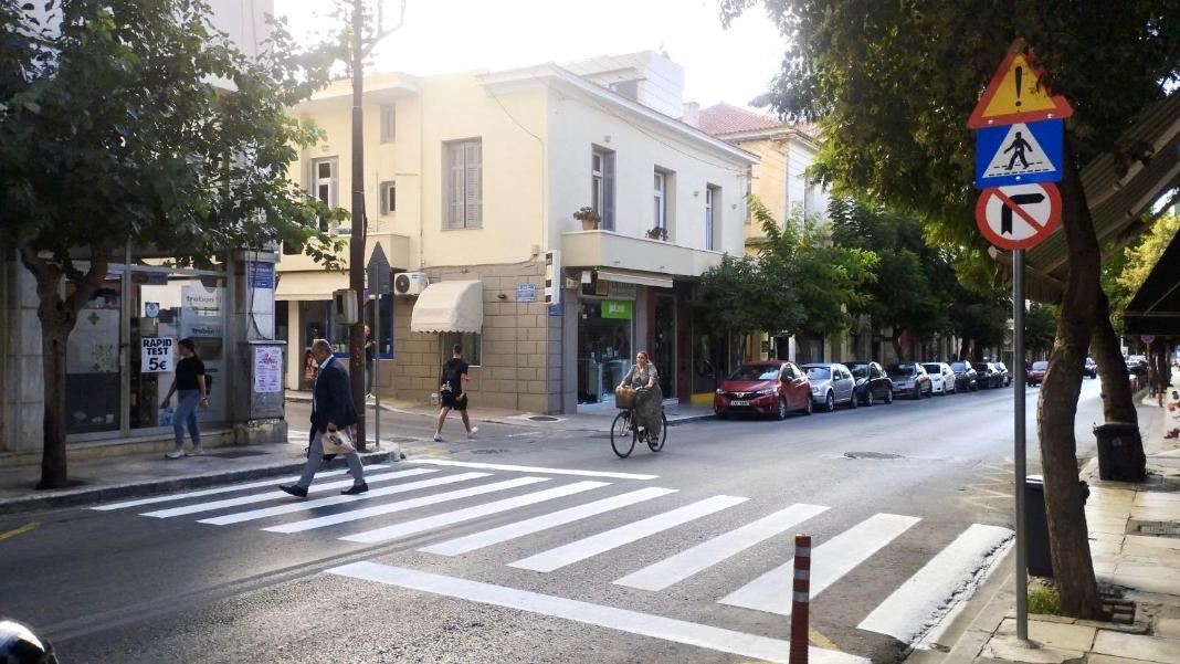 Συνεχίζονται οι εργασίες διαγράμμισης στην οδό Αν. Παπανδρέου: Που θα γίνει διακοπή κυκλοφορίας οχημάτων