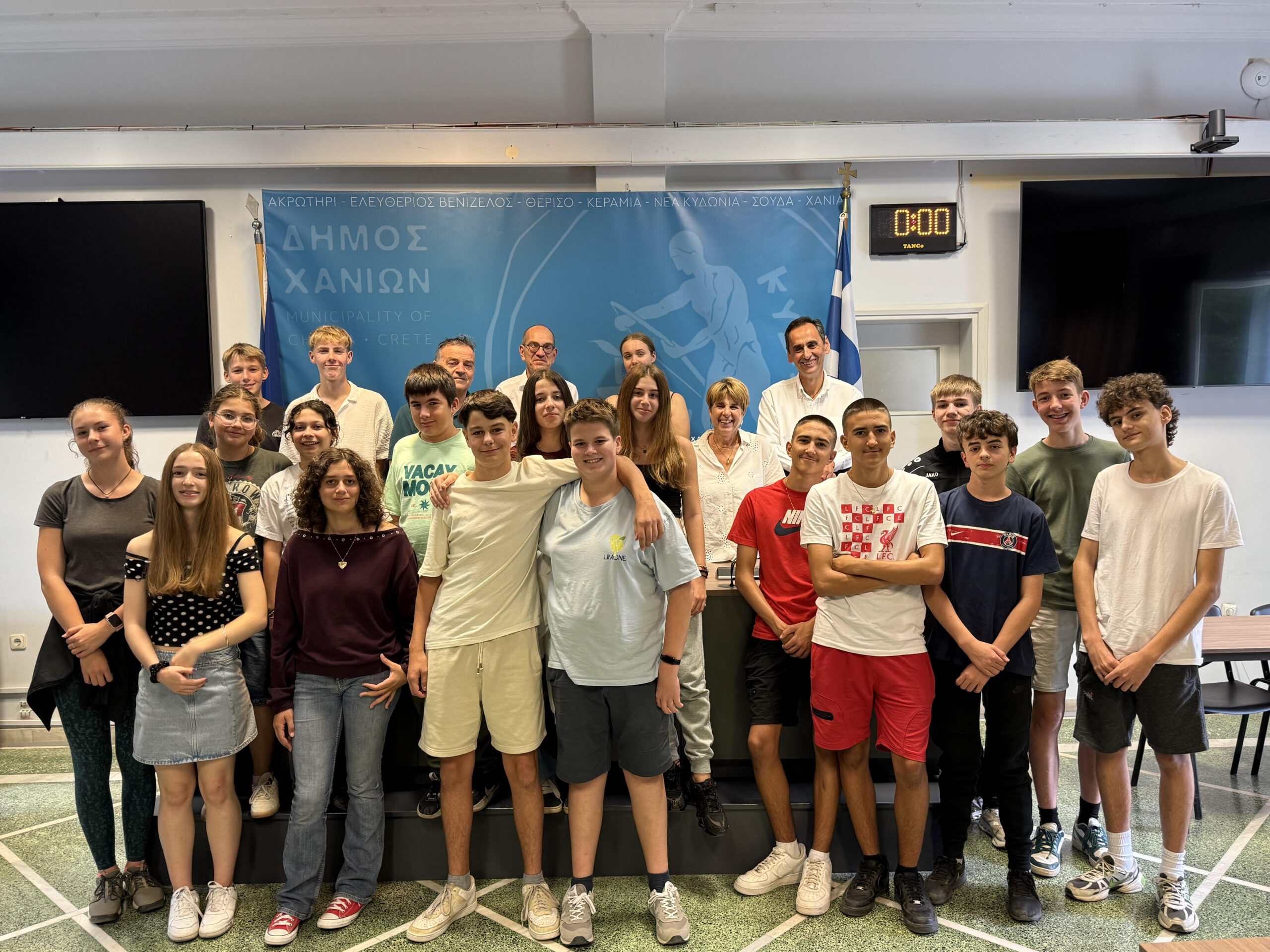 Υποδοχή μαθητών και εκπαιδευτικών από τη Γερμανία στο Δημαρχείο Χανίων