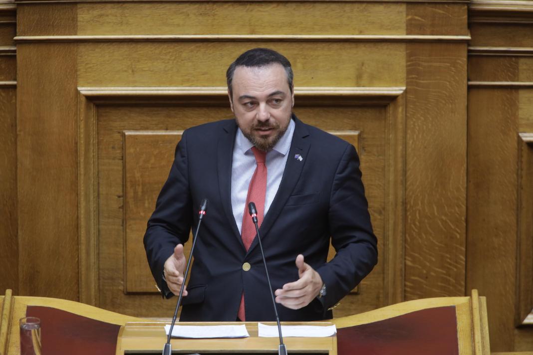 Φραγκίσκος Παρασύρης: Στη Βουλή το ζήτημα του καθεστώτος για την άδεια άσκησης επαγγέλματος διπλωματούχων μηχανικών