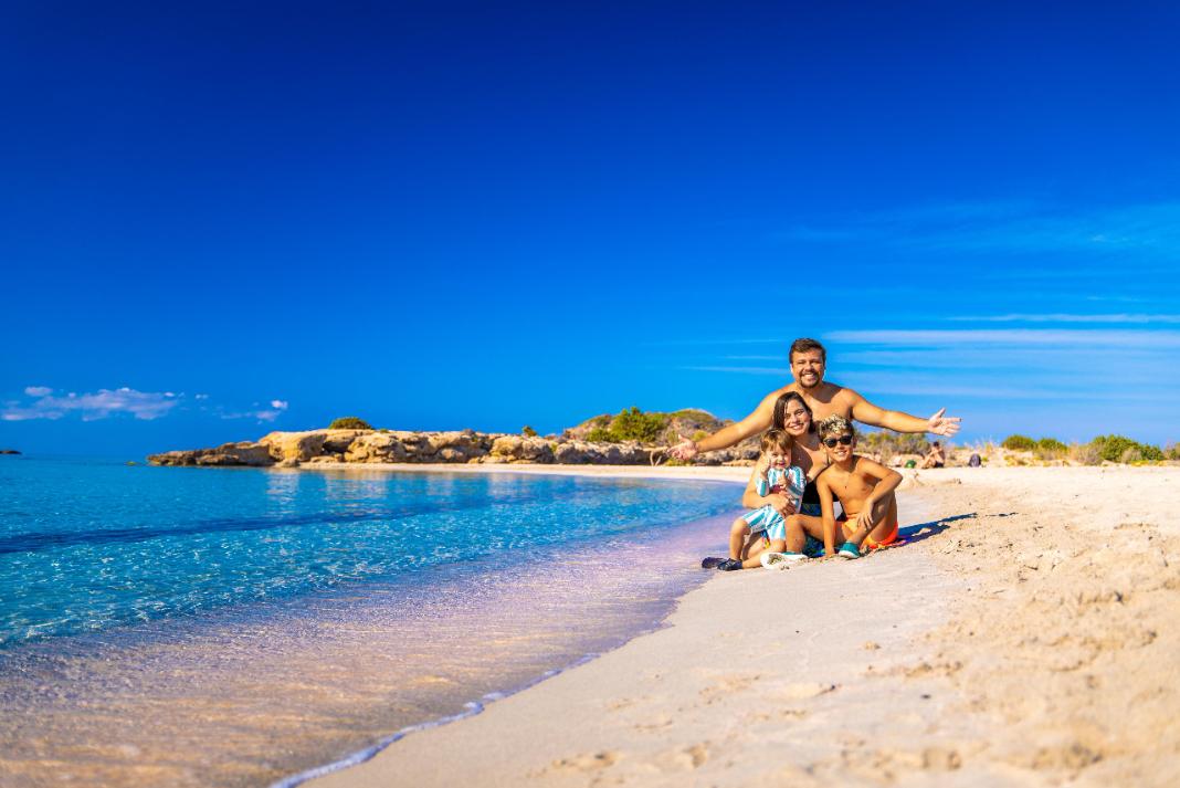 KRITI Φιλοξενία από την Περιφέρεια Κρήτης τουριστικών πρακτόρων από το Ηνωμένο Βασίλειο και ταξιδιωτικής εκπομπής από τη Βραζιλία