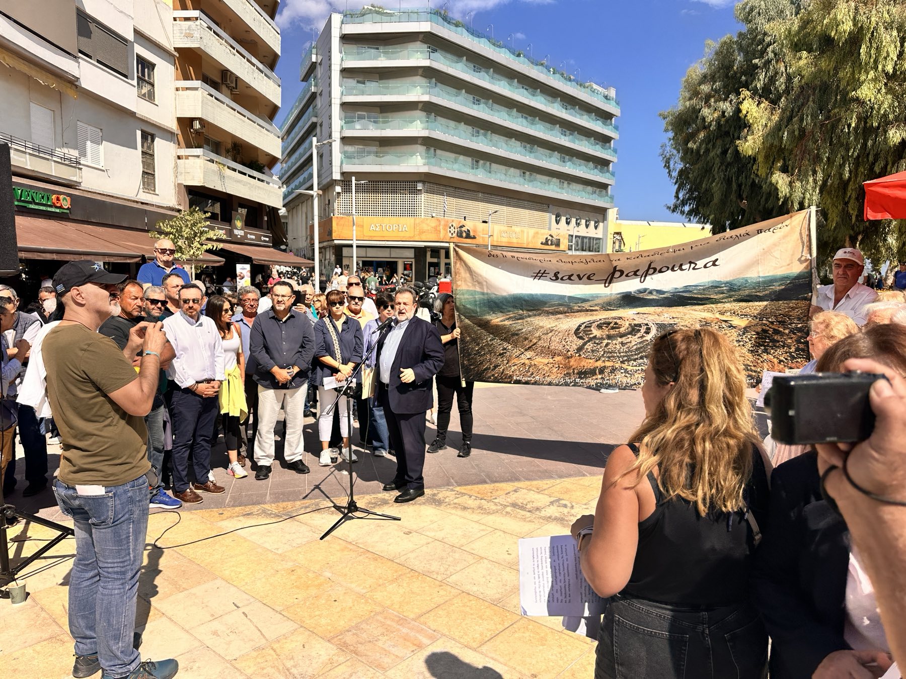 Στο Καστέλι ο Υφυπουργός, στο… Ηράκλειο ο δήμαρχος