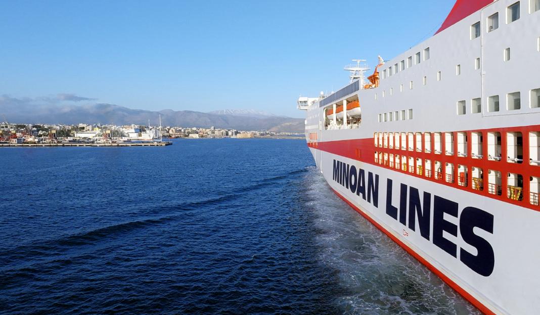 MINOAN LINES: Προσωρινή αλλαγή θέσης ελλιμενισμού πλοίων FESTOS PALACE και KNOSSOS PALACE