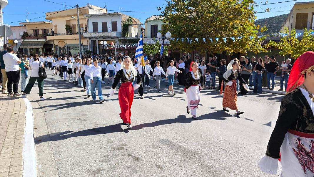 PLATANIA Δήμος Πλατανιά: Με λαμπρότητα οι εορταστικές εκδηλώσεις για την Εθνική Επέτειο της 28ης Οκτωβρίου