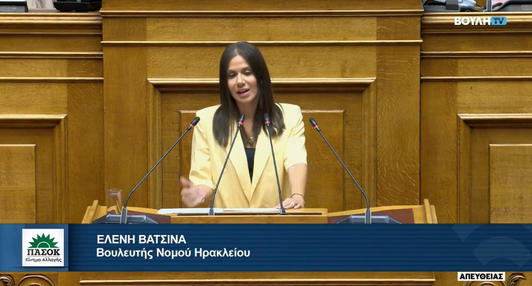 Βατσινά προς την ΝΔ για το 13ωρο: «Βαλε και άλλες ώρες εργασίας, κυρ Στέφανε, θα το κάψουμε!»
