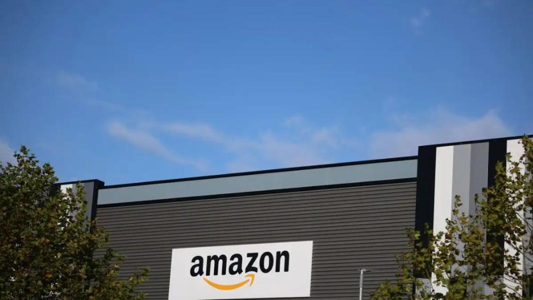 Amazon: Ξεκινά κύμα μαζικών απολύσεων – Αντικατέστησε 14.000 υπαλλήλους με ρομπότ