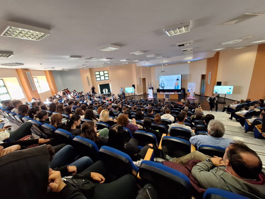 Διαγραφές φοιτητών: Τι προβλέπει η υπουργική απόφαση για την ανώτατη διάρκεια φοίτησης