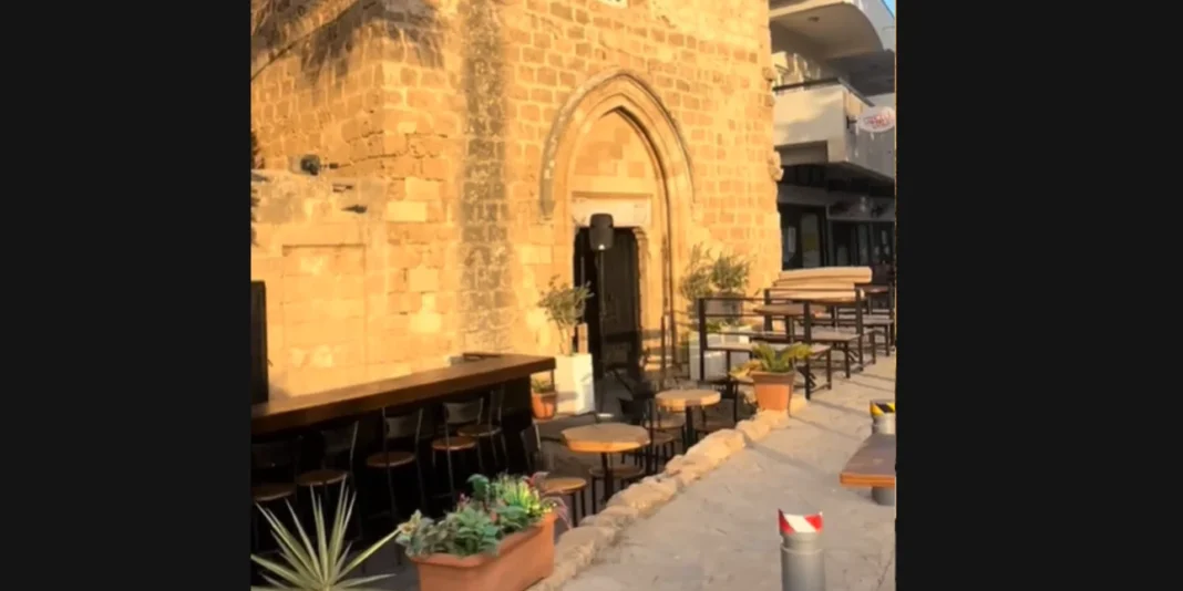 Στην Αμμόχωστο μετέτρεψαν εκκλησία σε καφέ-μπαρ -Σάλος και αντιδράσεις