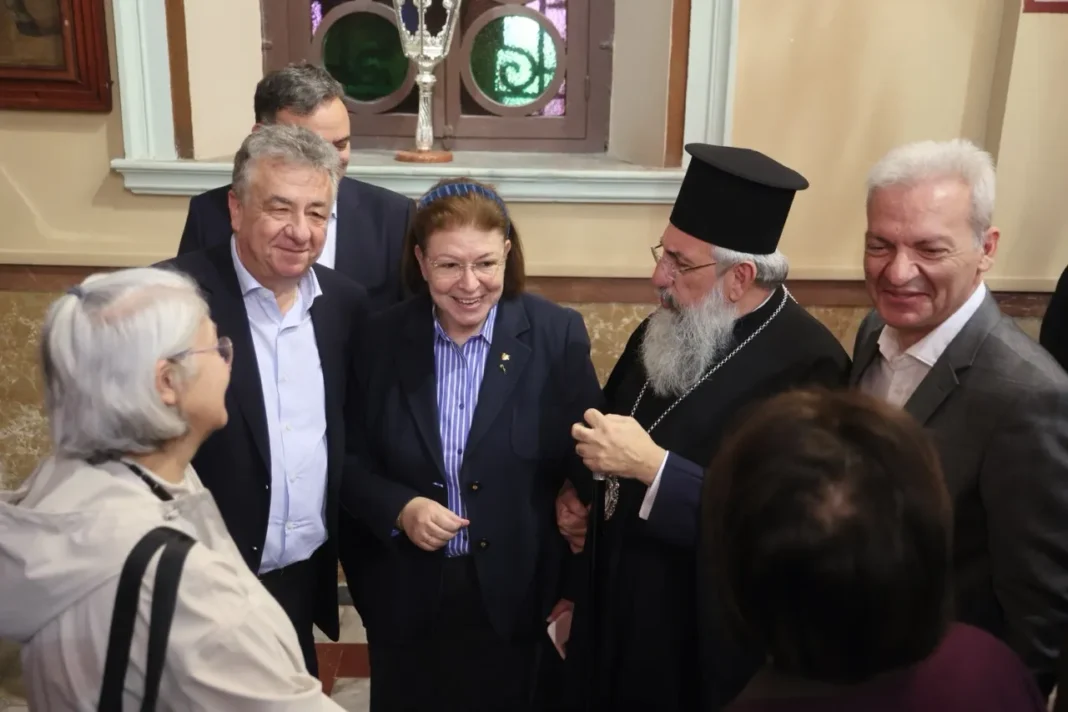 Νέο “επεισόδιο” Δήμου Ηρακλείου – Αρχιεπισκοπής Κρήτης: Πως εμπλέκονται ο Περιφερειάρχης και η Αποκεντρωμένη