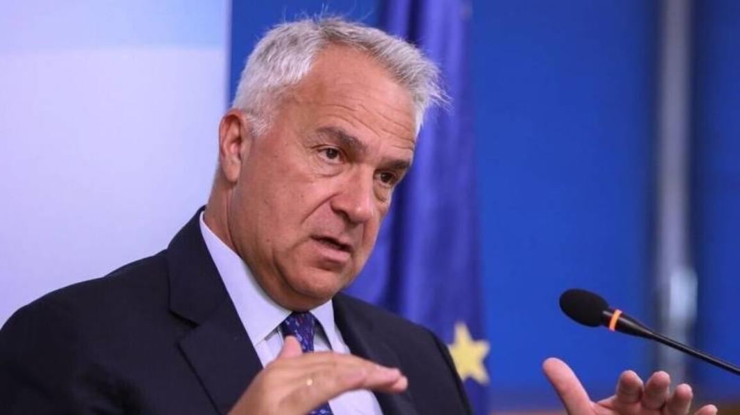 Ηράκλειο: Κουκουλοφόροι επιτέθηκαν στον Μάκη Βορίδη σε γνωστό εστιατόριο