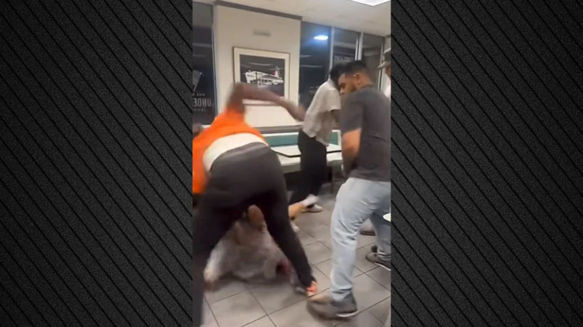 Τέξας: Άγριο ξύλο μεταξύ πελατών σε εστιατόριο λόγω λάθους στην παραγγελία (βίντεο)