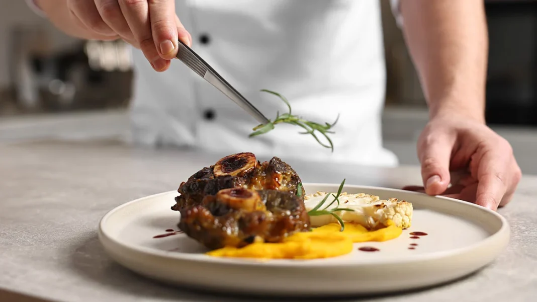 chef-xrm Συνελήφθη τηλεοπτικός σεφ για χρέη προς το Δημόσιο