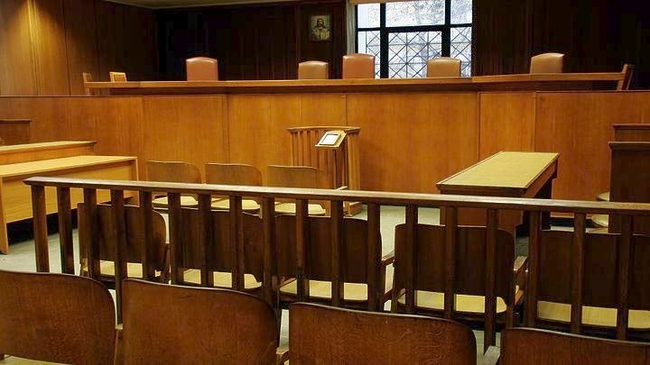 Θεσσαλονίκη: Συνελήφθη ένορκος επειδή τράβηξε φωτογραφία μέσα στη δικαστική αίθουσα