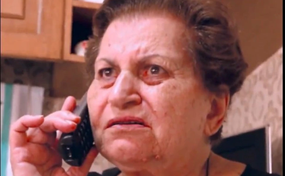 Το τηλεφώνημα “απάτη” στην κυρία Χρυσούλα δεν πήγε πολύ καλά!