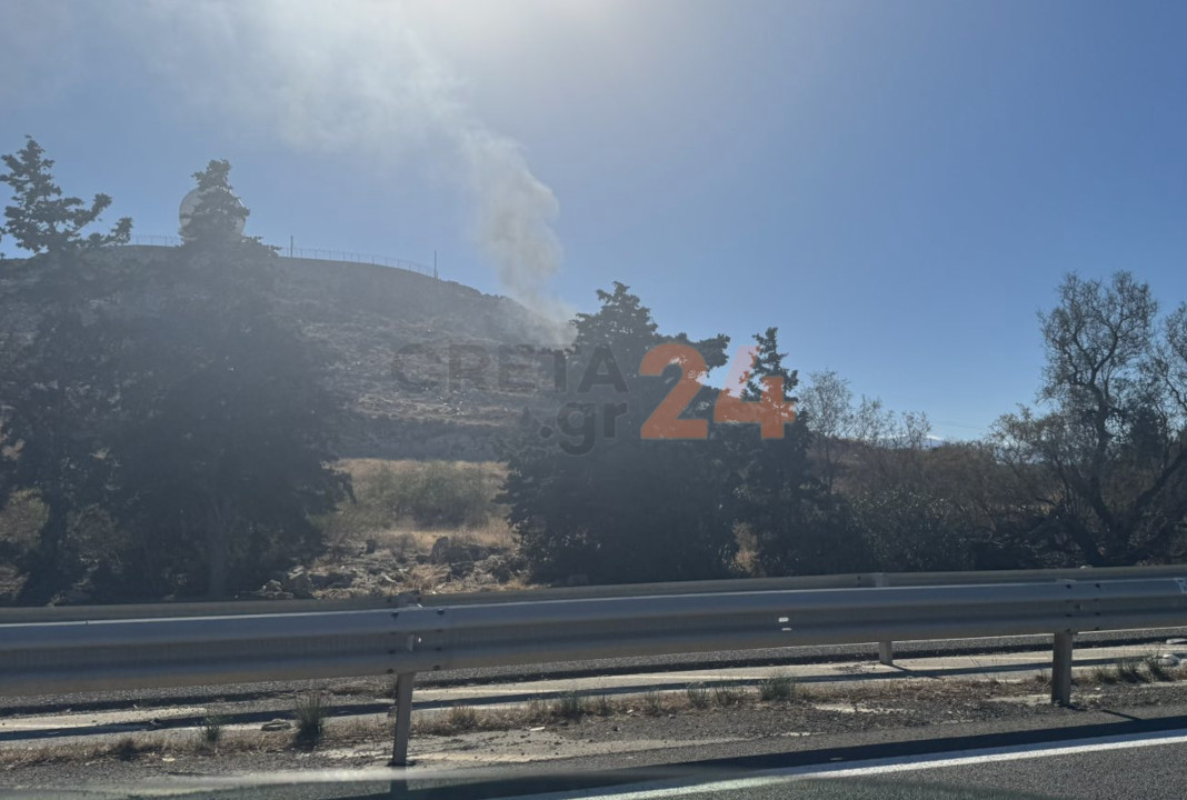 fotia aorakia2 Ηράκλειο: Φωτιά, ξανά, δίπλα στον καταυλισμό