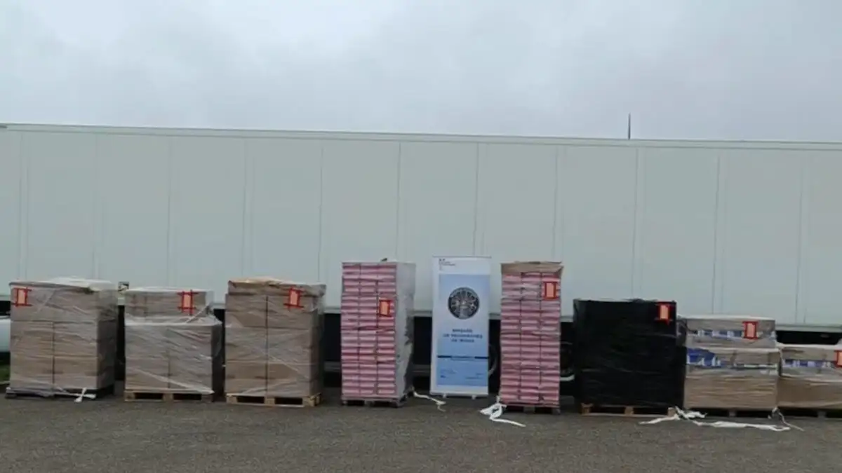 Επτά τόνοι λαθραία τσιγάρα κατασχέθηκαν στη Γαλλία κρυμμένα μέσα σε φορτίο με ιταλικά ζυμαρικά