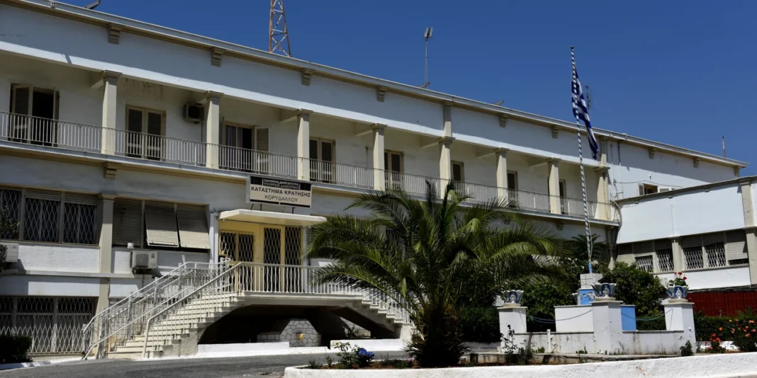 fylakes-korydallou.jpg Φυλακές Κορυδαλλού: Βρέθηκε πιστόλι θαμμένο σε προαύλιο